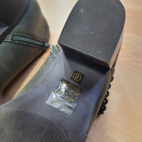 Journee Tessa Cutout Bootie in Faux Leather | Size: 8 - Picture 3 of 8